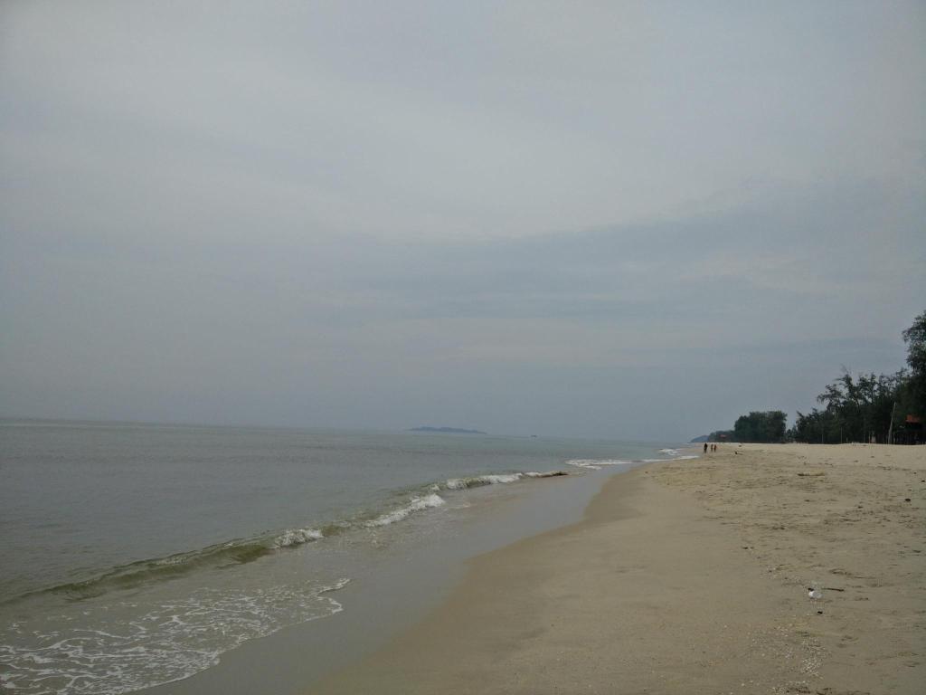 Primula Beach Hotel, Kuala Terengganu, Malaysia - Booking.com