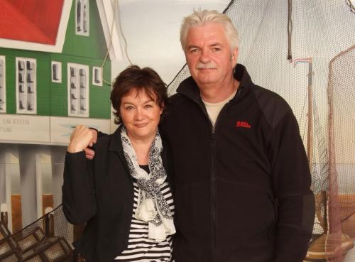 Joke Middelbeek, Peter Hoins