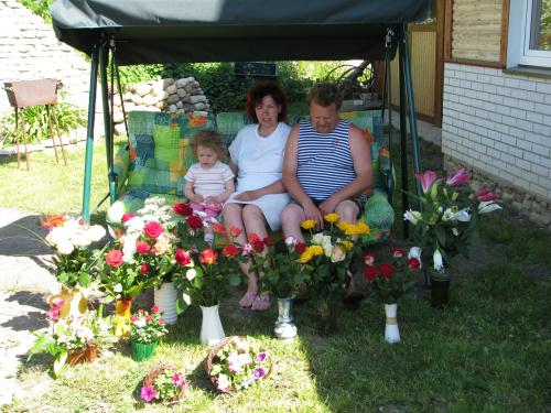 Irina, Tõnis