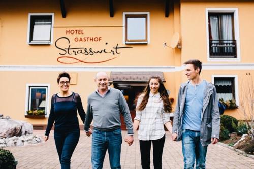 Sandra, Christof, Giulia und Lucas