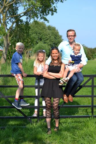 Gerda en Anthonie Jacobse en de kinderen