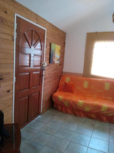 une des maisonnettes de l'Etang St Leu