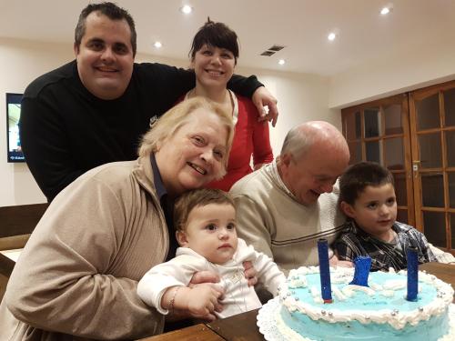 gabriel grossi y familia