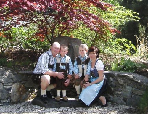 Unsere Familie , Gerhard , Hildegard Gerli und Matthias