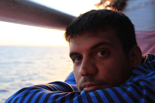 Spyros