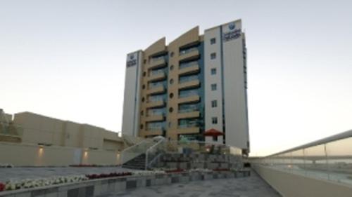PEARL MARINA HOTEL APARTMENTS