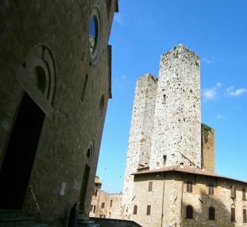 Torre Salvucci Maggiore Historic Tower House