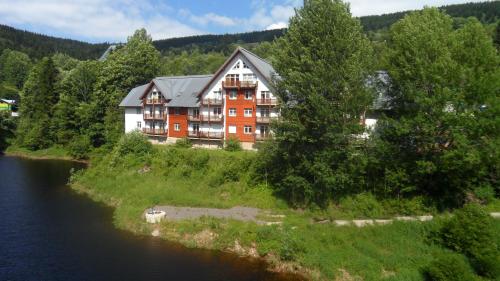 Apartm
