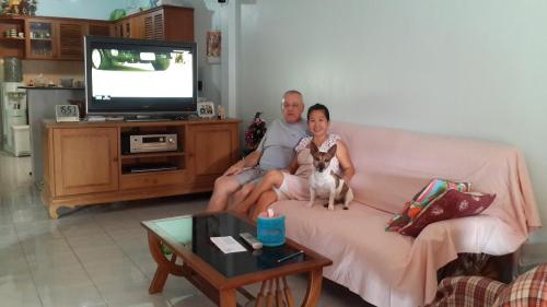 Carlos and Toy